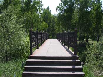 Другой мост через то же болото