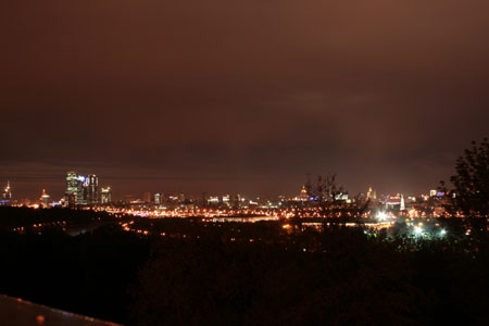 Ночной вид на Москву с Воробьевых гор